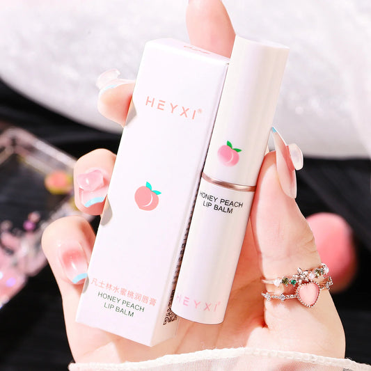Hydrating and Revitalizing Long-Lasting Pupil Lip Care